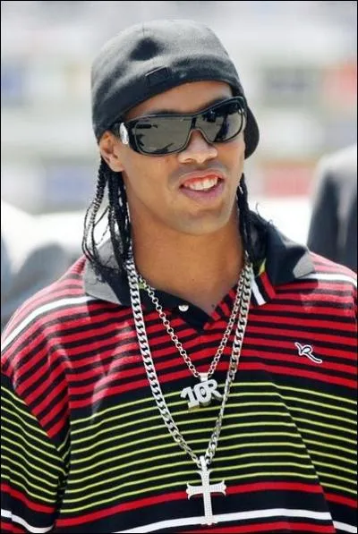 Que reproche t'on  Ronaldinho ?