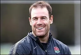 Dans quel sport s'illustre ce sportif ?