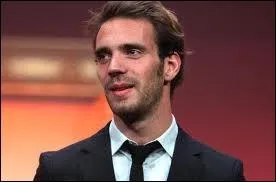 Dans quel sport s'illustre ce sportif ?