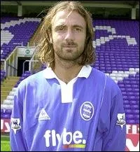 1998 - Dugarry :  Je vous ai tous niqus.  A qui s'adresse-t-il ?