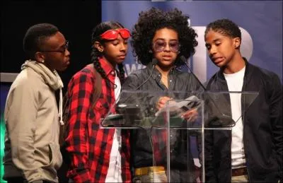 Quelles sont leurs dates de naissances (dans l'ordre de la photo, de gauche  droite) ?