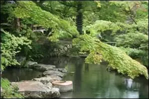 Complétez : (...) au jardin, mon (...), laisse là tous les travaux.