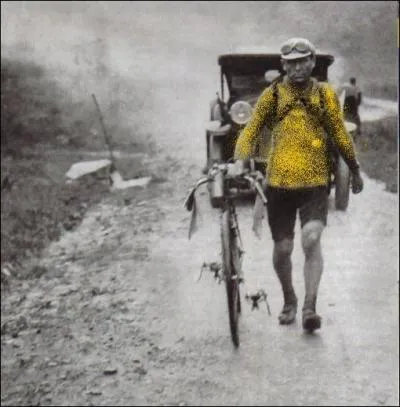 Qui fut le premier coureur a revtir cette tunique au dpart de la 11me tape Grenoble-Genve cette anne-l ?