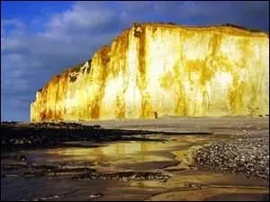 Vous avez choisi la destination de Fécamp. Bonne idée ! Nous nous trouvons donc en Haute-Normandie. Quelle était la spécificité du port ?