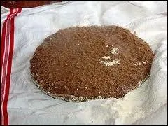 Quel est ce pain corse constitu de farine de chtaigne ?