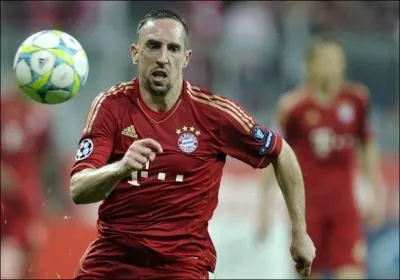 En 2007, dpart pour la Bundesliga, pour le club mythique...