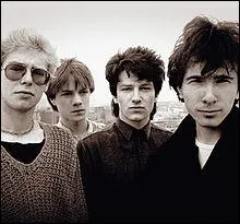 Parmi les chansons suivantes, laquelle n'est pas du groupe U2 ?