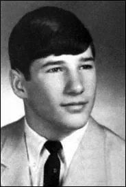 Qui est cette clbrit ?