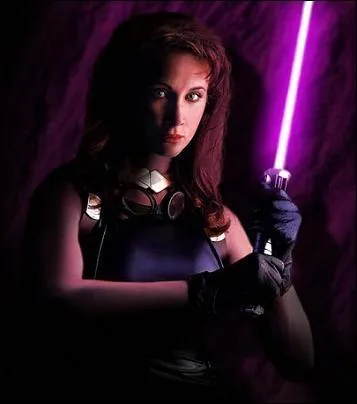 Qui est cette jeune femme (apparat dans l'Univers Etendu de Star Wars et non pas dans la saga) ?