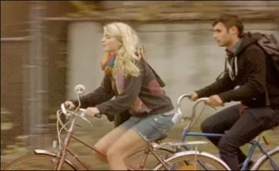 Cette image appartient  quel clip ?