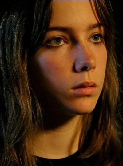 Quel est son nom dans le film  Le pacte des 7 grossesses  ?