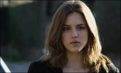 Quel est son nom dans le film  Le pacte des 7 grossesses  ?