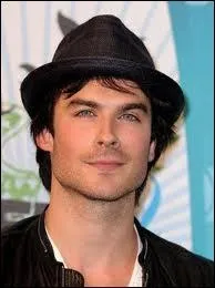 Damon a-t-il des sentiments pour Elena ?