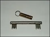 Comment se nomme cette clef qui possde deux pannetons ?