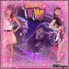 Quel personnage joue-t-elle dans  Shake it up  ?
