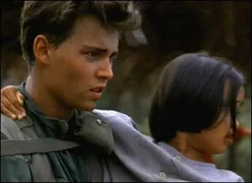 Comment s'appelle son personnage dans  Platoon  ?