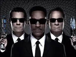 Qui joue dans  Men in black 3  ?
