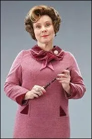 Donnez son nom complet...