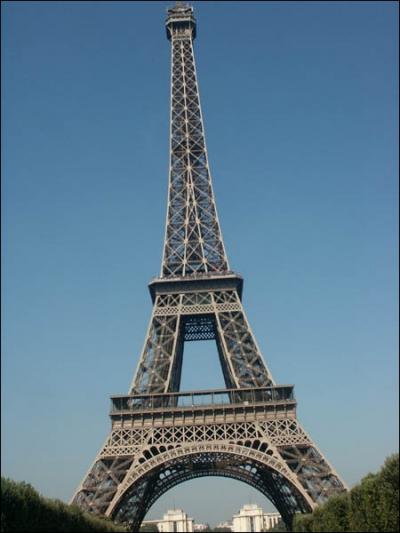 Quelle est cette tour, la plus clbre de Paris ?