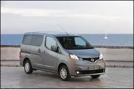 Monospace compact de chez Nissan, il drive de l'utilitaire NV 200. Comment s'appelle-t-il ?
