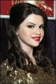 Est-ce Selena sur la photo ?