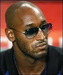 A quel club le PSG a-t-il vendu Nicolas Anelka 20 M en 2002 aprs l'avoir achet 35 M deux ans plus tt ?