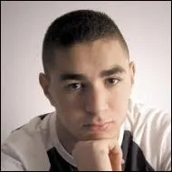 Karim Benzema est pass en 2009 de Lyon au Real Madrid pour 30 M. En 2015, aprs 6 ans de prsence dans le championnat espagnol, combien a-t-il remport de liga ?