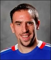 Rvl par l'OM, Franck Ribery quitte le club pour rejoindre le Bayern en 2007 contre une indemnit de transfert de 25 M. Sous le maillot de quel club avait-il fait ses dbuts en L1 3 ans plus tt ?