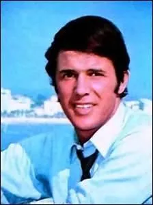 Qui est ce chanteur ?