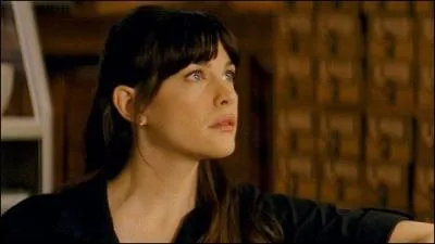 Comment s'appelle l'actrice qui joue Arwen Undomiel ?