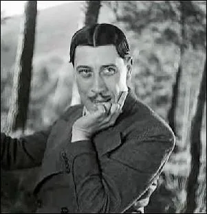   Je ne te dis pas que tu es un bon  rien, je te dis que tu es mauvais en tout !  