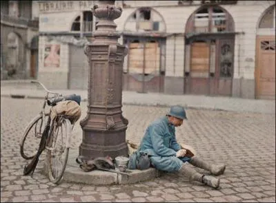 Lorsque la Grande Guerre est d�clar�e, en ao�t 1914, les forces en pr�sence sont la Triple-Entente et la Triple Alliance (ou Triplice). Laquelle des trois alliances suivantes n'a jamais exist� ?