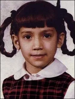 Quelle est son identit ?