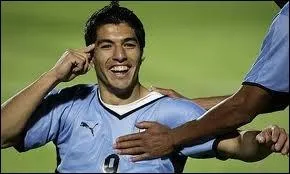 O n'a jamais jou Luis Alberto Suarez ?