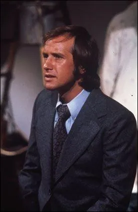 Quel commissaire incarne Yves Rnier dans cette clbre srie ?