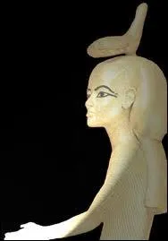 Je suis la desse qui protge les humains des scorpions, qui suis-je ?