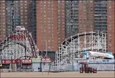 Quelle affirmation sur Coney Island est-elle fausse ?