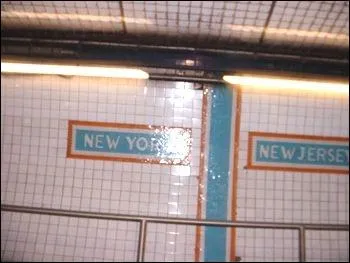 Quel tunnel ne traverse pas la frontire de l'Etat de New York et du New Jersey ?