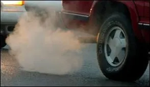 En France, l'automobile porte divers noms mais en Amrique du Nord (chez les francophones), comment l'appelle-t-on ?