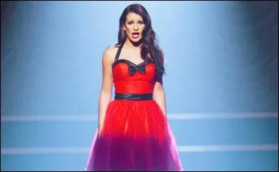 Quelle chanson Rachel chante-t-elle toute seule sur scne ?