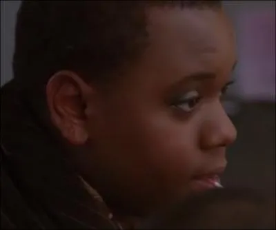 Quel rouge  lvres Kurt et Mercedes conseillent-ils  Unique ?