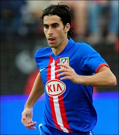 Portugais qui joue  l'Atletico Bilbao.