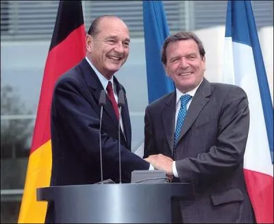 Quel chancelier allemand se trouve sur cette photo au ct de Jacques Chirac ?