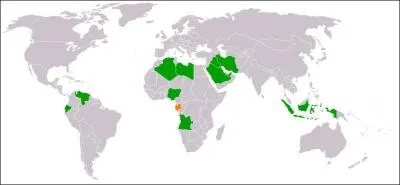 Quelle association de pays pétroliers essaie de contrôler les prix de cette matière première ? 
(carte de ses membres, en orange : les pays ayant quitté celle-ci)