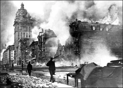 En quelle anne la ville de San Francisco fut-elle victime d'un gigantesque sisme qui a eu pour effet de dtruire une grande partie de la ville ?