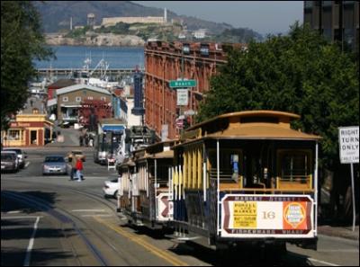 Quel rang occupait San Francisco en terme de population parmi les villes californiennes en 2004 ?