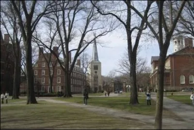 Qu'est-ce qui est faux sur l'Universit� Harvard ?