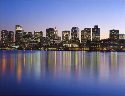 Quelle affirmation est fausse sur le centre-ville de Boston ?