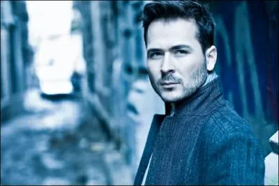 Un Roumain qui compose de la musique electro , vous tes sr que a existe ? Bien sr que oui, vous l'avez en photo !