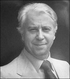 Quel est ce journaliste, ralisateur et chroniqueur hippique que l'on a surtout connu aux cts de Jean Amadou, animateur de l'mission   C'est pas srieux   ?